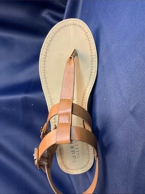 Journee Collection Women’s Tan Strappy T‑Bar Sandals